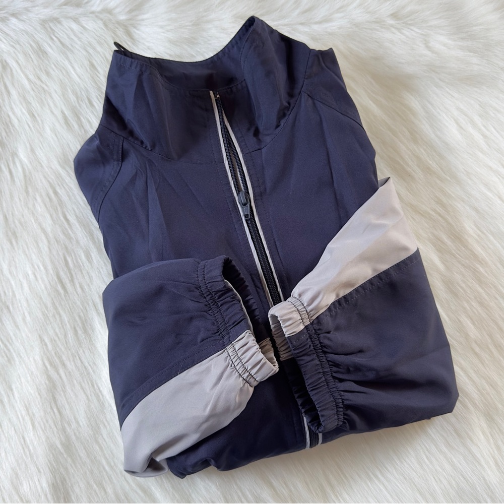 SOLD Men's Jerzees Windbreaker